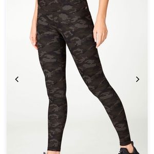 Fabletics high-waisted charcoal camo 7/8 leggings